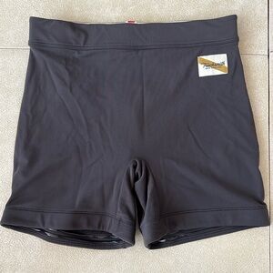 Tracksmith Women’s Turnover Shorts XS